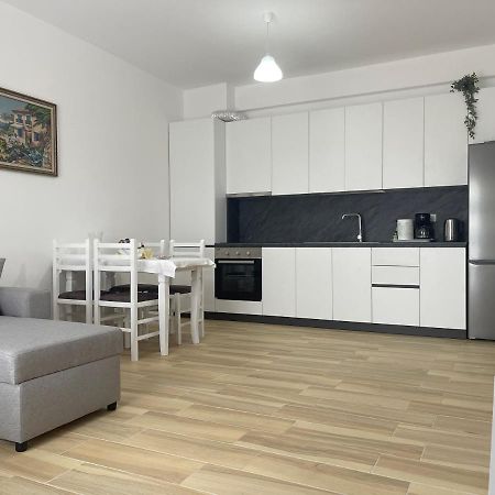 Atrium Residency Apartment Тирана Екстериор снимка